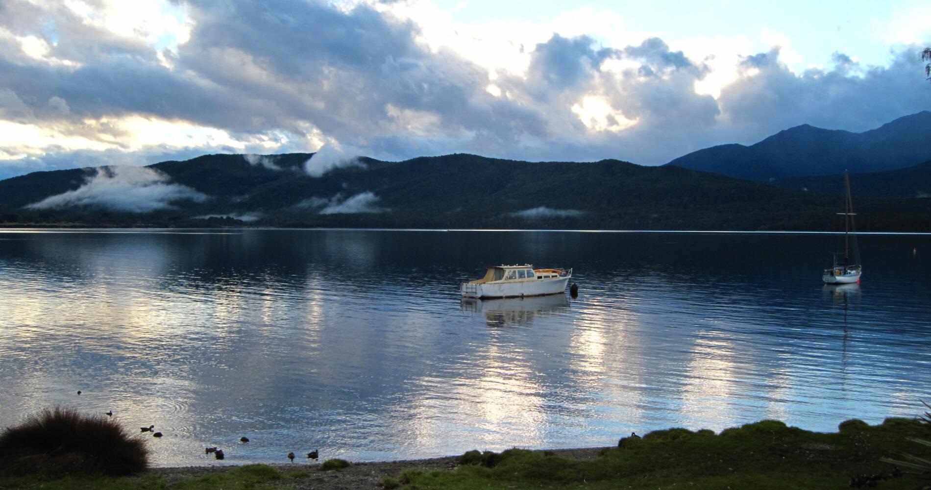 Lake Te Anau
