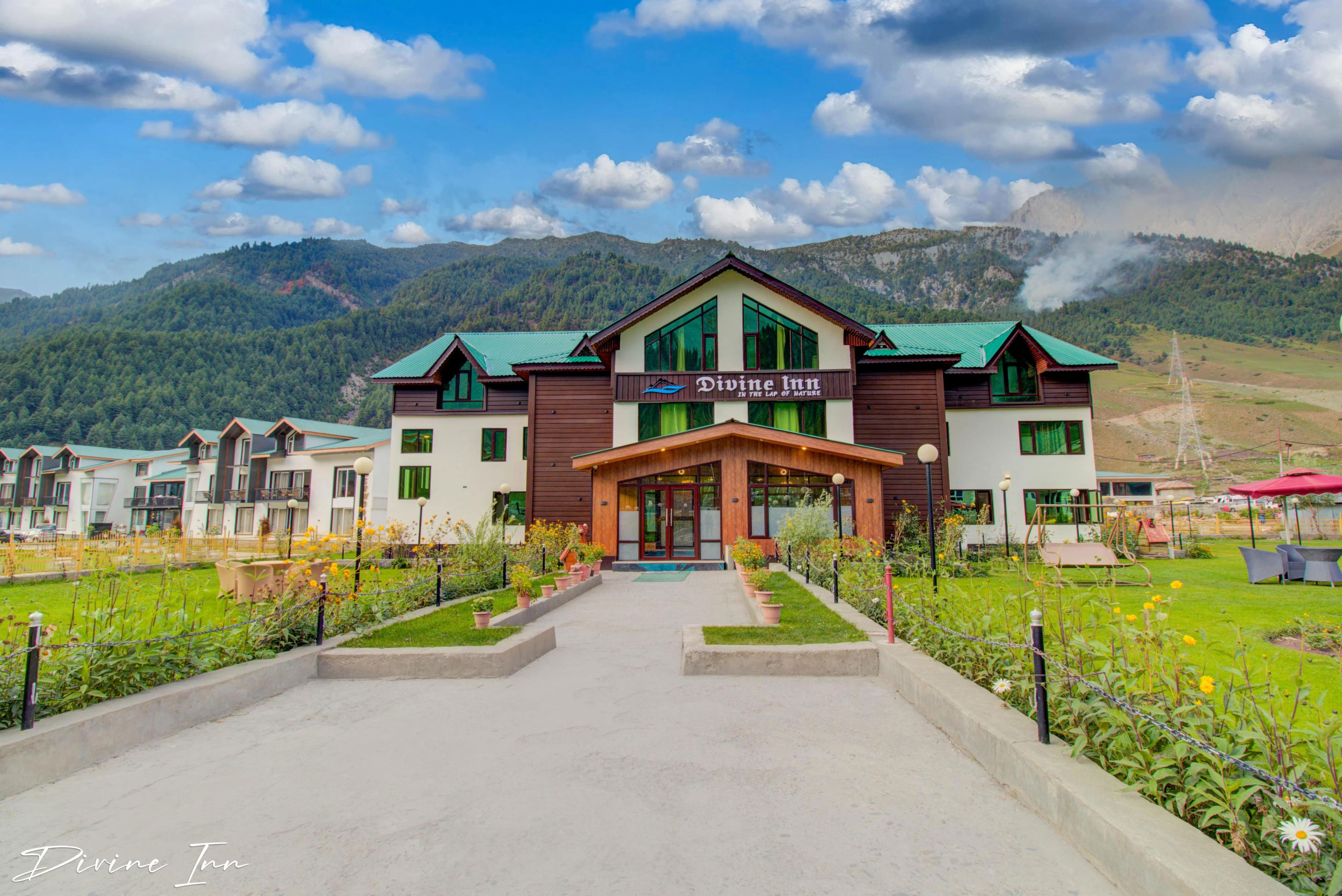 Divine Inn Hotel