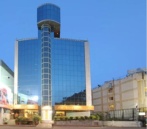 Hotel Roopa