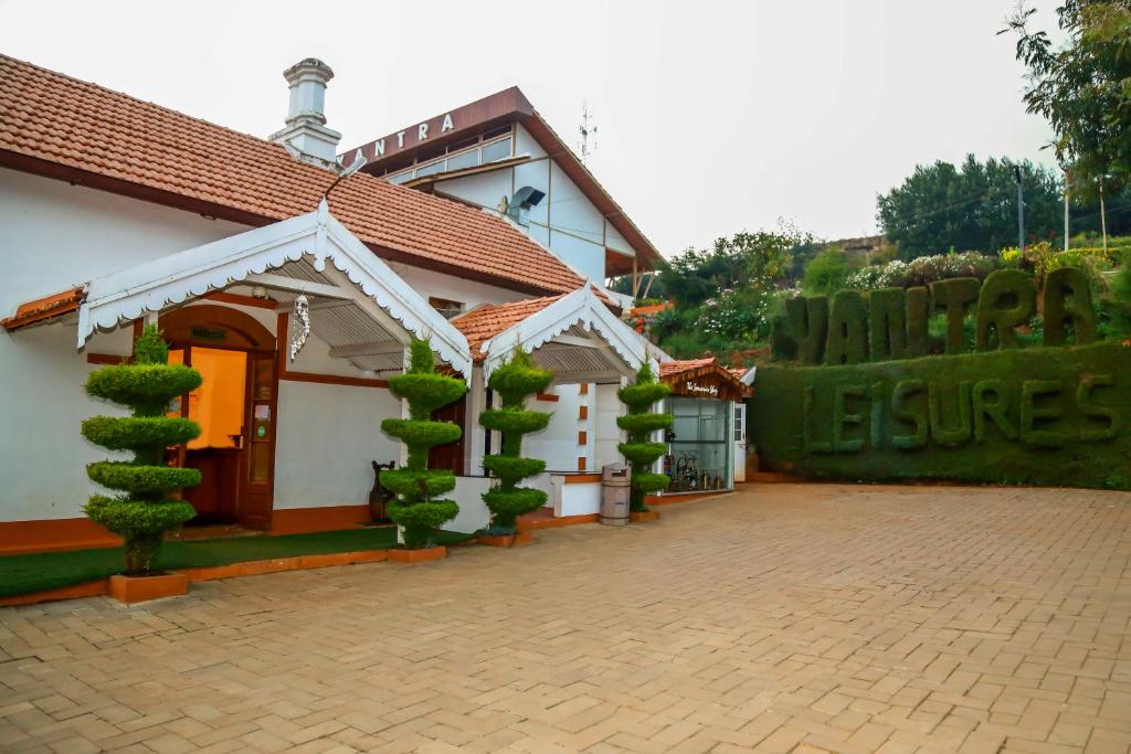 Yantra Resort