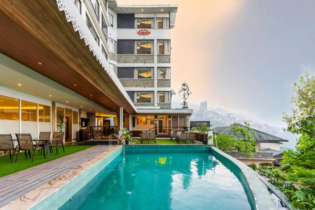 Summit North Star Hotel