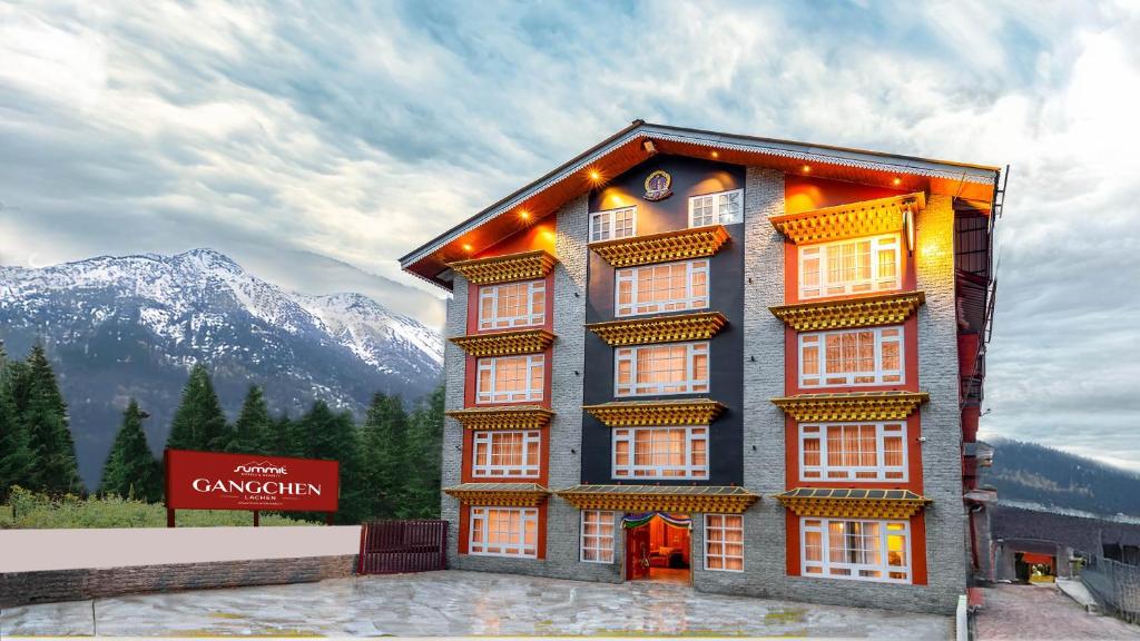 Summit Gangchen Hotel