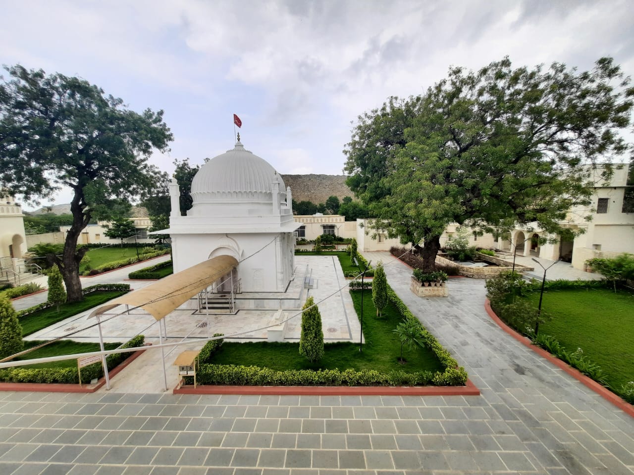 Mazar E Shaikh Ibrahim Saheb Shaheed