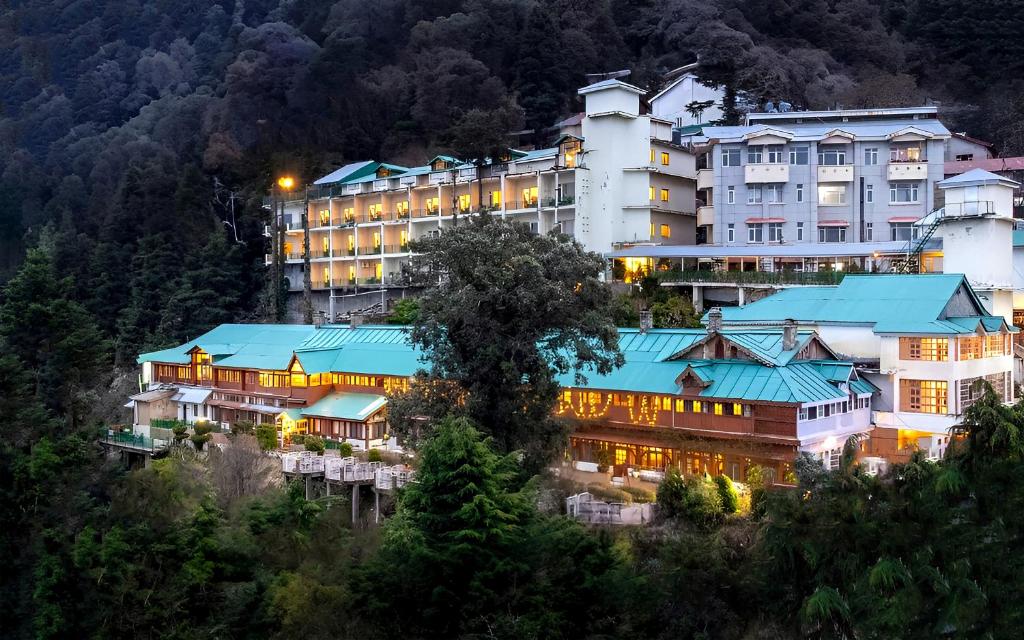 Grand View Hotel 