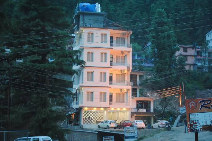 Hotel Triund Heights